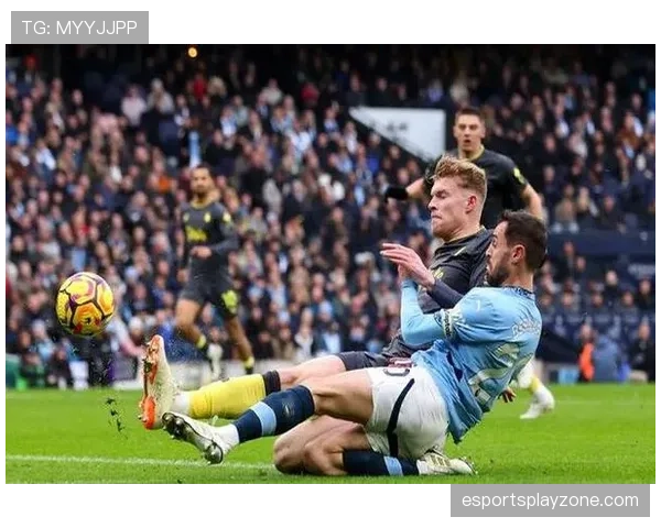 关键事件:点球被扑,曼城错失扩大比分良机,本赛季点球转化率仅50% 关键事件:点球被扑,曼城错失扩大比分良机,本赛季点球转化率仅50%